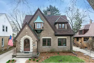 1295 N 63rd St, Wauwatosa, WI 53213 - Photo 1