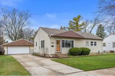 4129 S Kingan Ave, Saint Francis, WI 53235 - Photo 1
