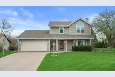 W162N10528  Auburn Ln, Germantown, WI 53022 - Photo 1