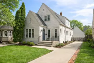 5844 N Shoreland Ave, Whitefish Bay, WI 53217 - Photo 1
