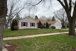 811 Ellen Ln, Fond du Lac, WI 54935 - Photo 1
