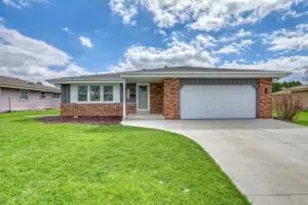 6291 Thorncrest Dr, Greendale, WI 53129 - Photo 1