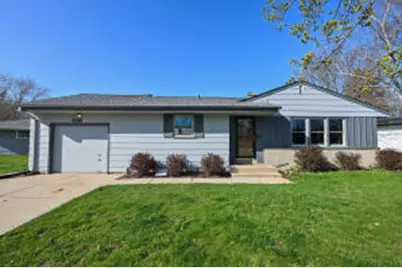 5319  Lakeside Dr, Greendale, WI 53129 - Photo 1