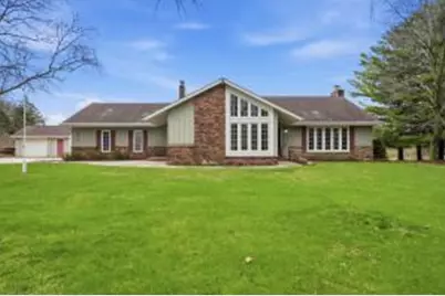 2009  Deerfield Dr, Saukville, WI 53080 - Photo 1