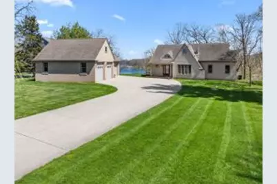 W289N7940  Park Dr, Merton, WI 53029 - Photo 1