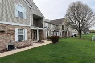 1134 N Sunnyslope Dr, Racine, WI 53406 - Photo 1
