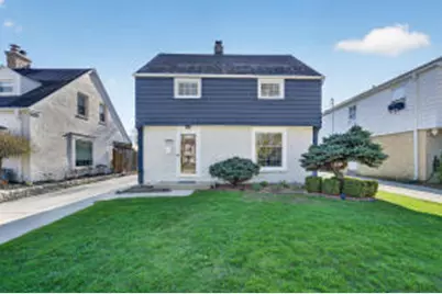 5058 N Kent Ave, Whitefish Bay, WI 53217 - Photo 1