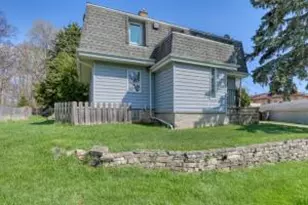 528 N 119th St, Wauwatosa, WI 53226 - Photo 1