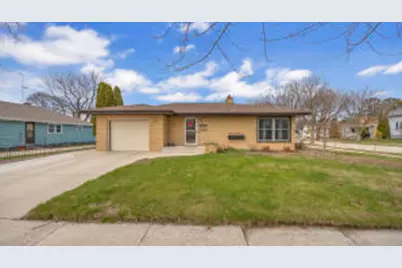 904  Mead Ave, Sheboygan, WI 53081 - Photo 1