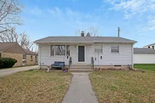 2010 N 22nd St, Sheboygan, WI 53081 - Photo 1
