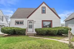 2342 S 73rd St, West Allis, WI 53219 - Photo 1