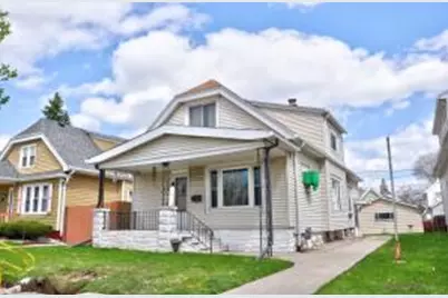 2528 S 20th St, Milwaukee, WI 53215 - Photo 1