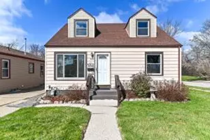 4201 S 5th Pl, Milwaukee, WI 53207 - Photo 1