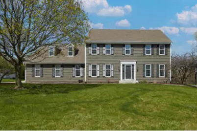 N49W16206  Graysland Dr, Menomonee Falls, WI 53051 - Photo 1