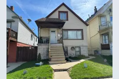 2660 S 10th St #2660 S 10th St 2660A, Milwaukee, WI 53215 - Photo 1