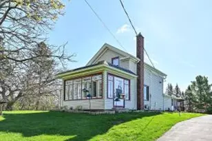 S51W30943 Old Village Rd, Genesee, WI 53149 - Photo 1
