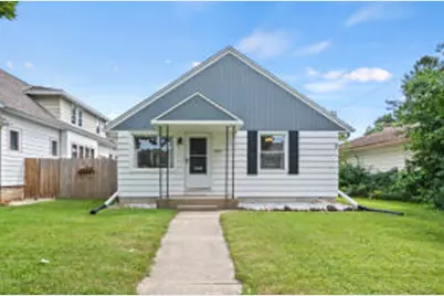 4864 N Mohawk Ave, Glendale, WI 53217 - Photo 1