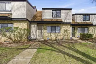 10120 W Kiehnau Ave, Milwaukee, WI 53224 - Photo 1