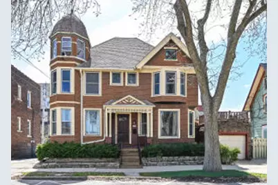 1615 E Kane Pl, Milwaukee, WI 53202 - Photo 1