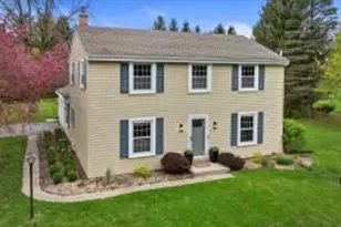 10606 Robinwood Ct, Cedarburg, WI 53012 - Photo 1