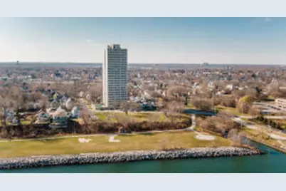 2525 S Shore Dr, Milwaukee, WI 53207 - Photo 1