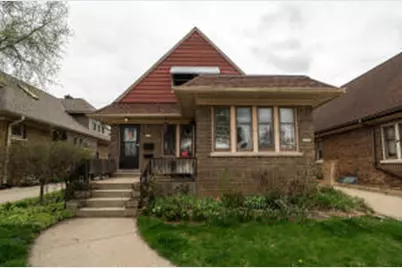 2410 N 61st St, Wauwatosa, WI 53213 - Photo 1