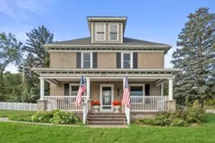 N86W16387 Appleton Ave, Menomonee Falls, WI 53051 - Photo 1