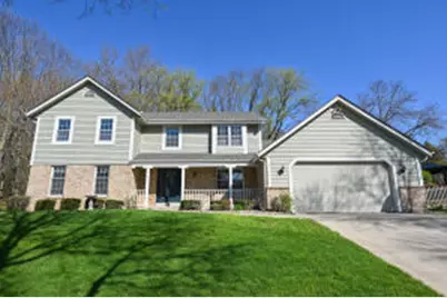 822 S Comanche Ln, Waukesha, WI 53188 - Photo 1
