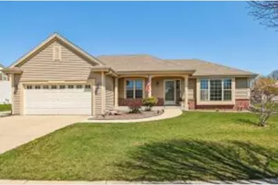 713  Bridlewood Ln, Watertown, WI 53094 - Photo 1