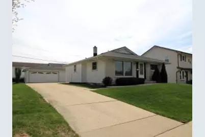 8729 W Tripoli Ave, Milwaukee, WI 53228 - Photo 1