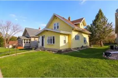 514 E Maple St, Horicon, WI 53032 - Photo 1