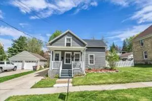 235 E Woolcock St, Jefferson, WI 53549 - Photo 1