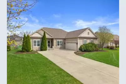 N42W22814  Beacon Ct, Pewaukee, WI 53072 - Photo 1