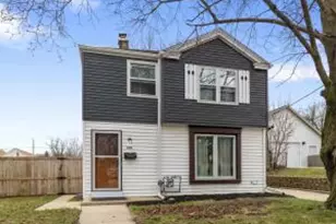 1913 E Eden Pl, Saint Francis, WI 53235 - Photo 1