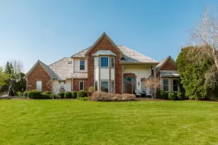 19385 Hayden Ct, Brookfield, WI 53045 - Photo 1