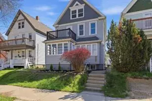 2762 N Fratney St, Milwaukee, WI 53212 - Photo 1