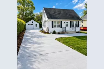 2833 S 128th St, New Berlin, WI 53151 - Photo 1