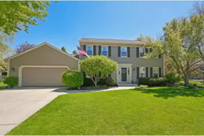 W69N346  Evergreen Blvd, Cedarburg, WI 53012 - Photo 1