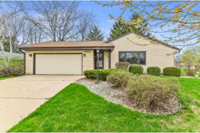 W164N10555  Timberline Ct, Germantown, WI 53022 - Photo 1