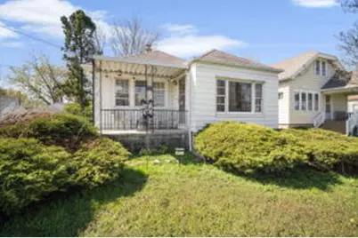 2923 W College Ave, Franklin, WI 53221 - Photo 1
