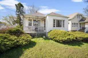 2923 W College Ave, Franklin, WI 53221 - Photo 1