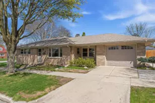 2626 N 80th St, Wauwatosa, WI 53213 - Photo 1