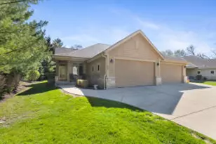 503 Garden Prairie Dr, Waukesha, WI 53186 - Photo 1