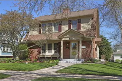 164 W Highland Ave, Burlington, WI 53105 - Photo 1
