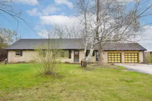 7526 W County Line Rd, Mequon, WI 53092 - Photo 1