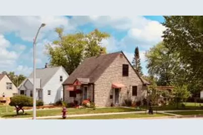 2876 S 86th St, West Allis, WI 53227 - Photo 1