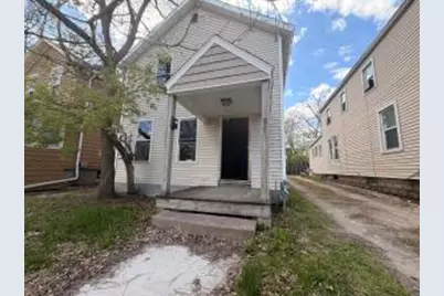 821  Cherry St, Oshkosh, WI 54901 - Photo 1