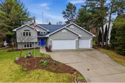 615  Sommer Dr, Sheboygan, WI 53081 - Photo 1