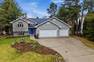 615 Sommer Dr, Sheboygan, WI 53081 - Photo 1