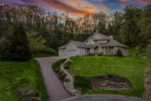 1721 Snowflake Pl, Onalaska, WI 54650 - Photo 1